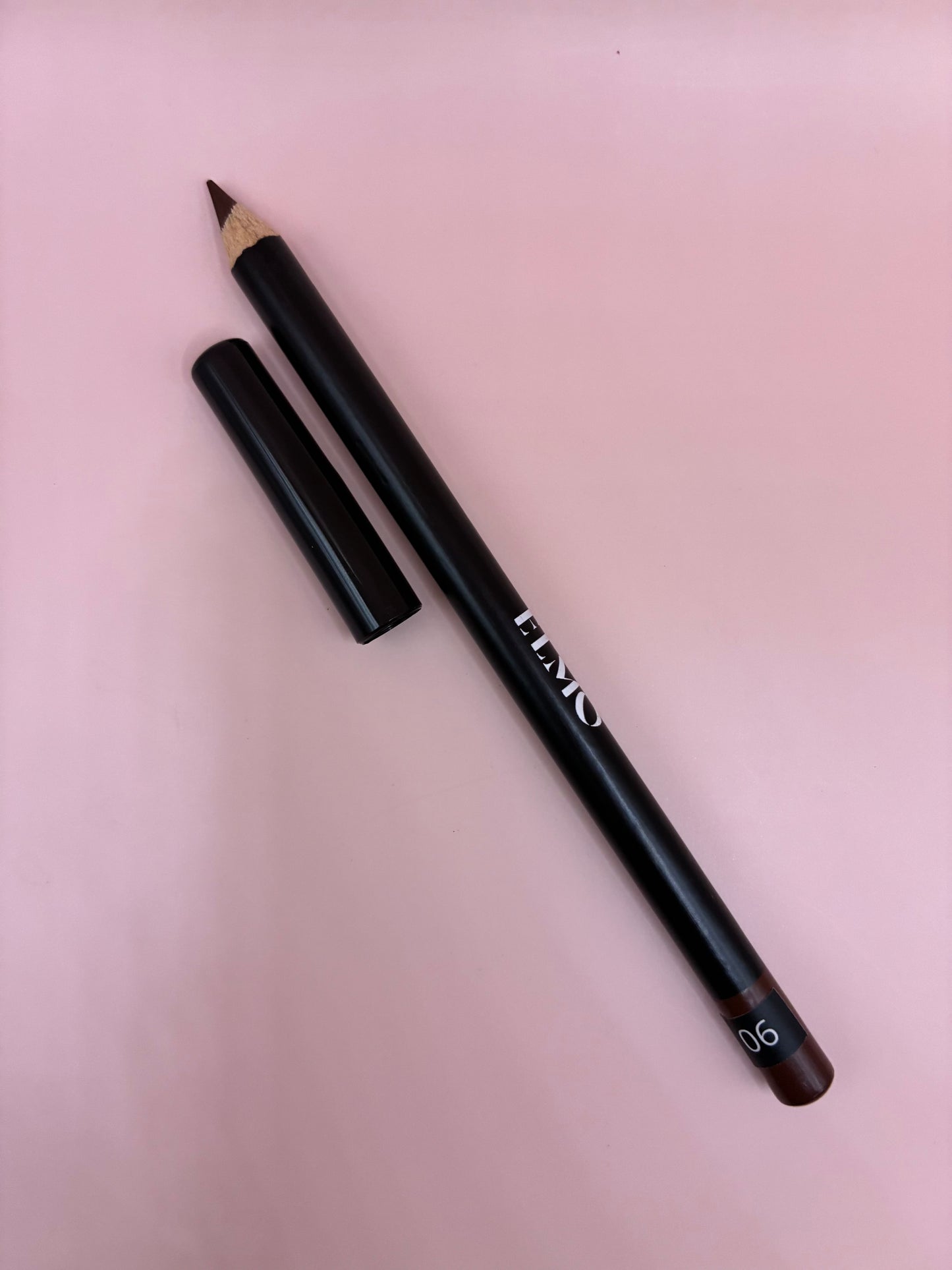 Lip liner & Eye liner (Série D)