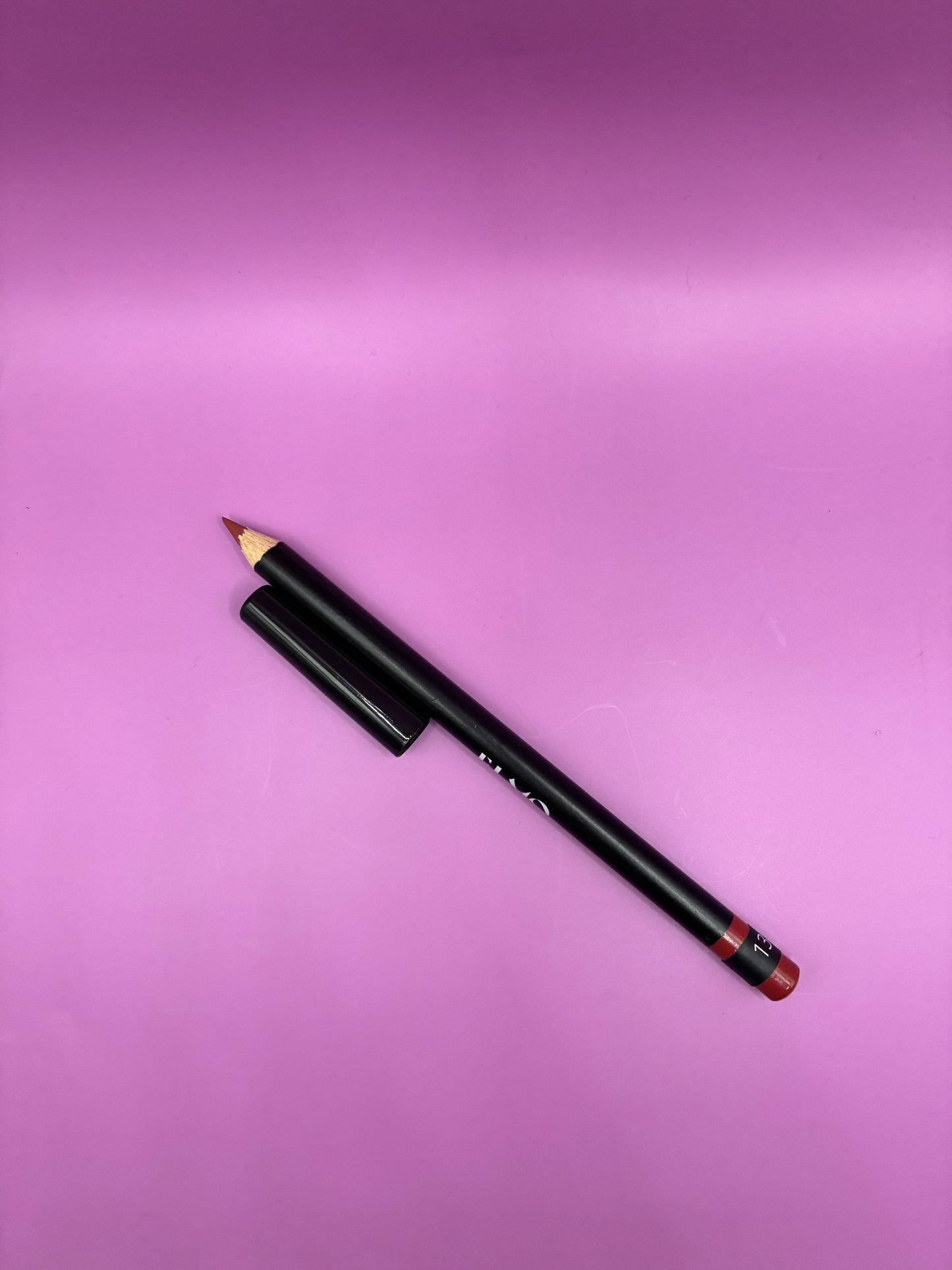 Lip Liner & Eye liner (Série A)